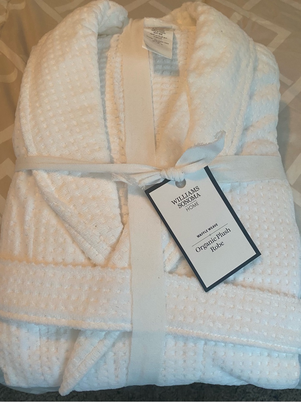 Williams Sonoma Organic Plush Waffle Robe - White. Size XL NWT $150 in stores 💖